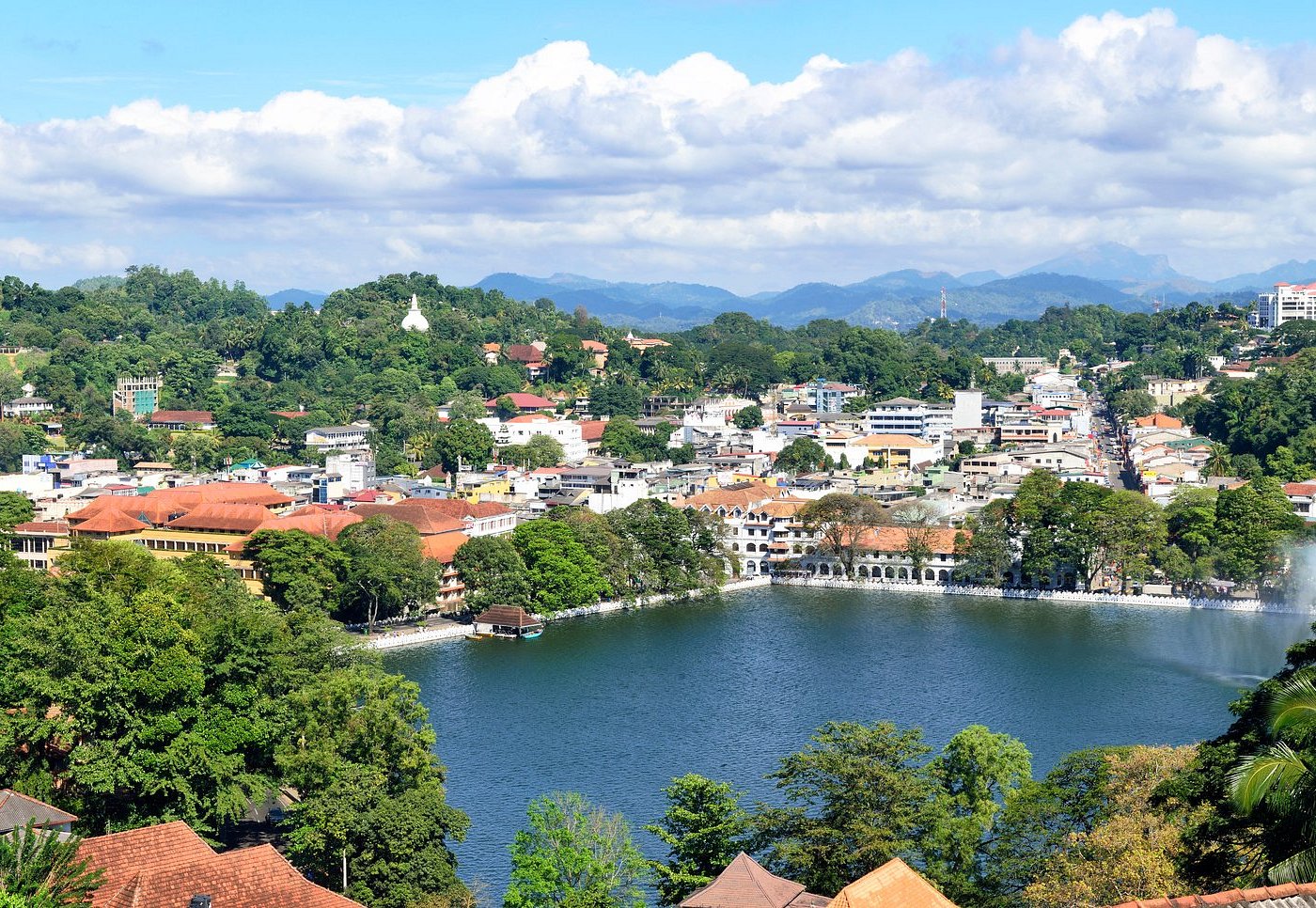 kandy.jpg