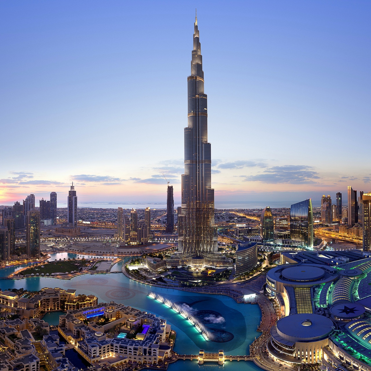 DUBAI TOWER.jpg